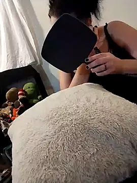 Snapshot of esadmisfit1 chatting on January 2025 10:23:02 AM esadmisfit1 online show from January 2025 10:23:02 AM