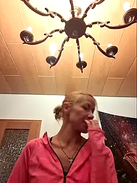 Snapshot of yola181 chatting on January 2025 07:21:02 AM yola181 online show from January 2025 07:21:02 AM