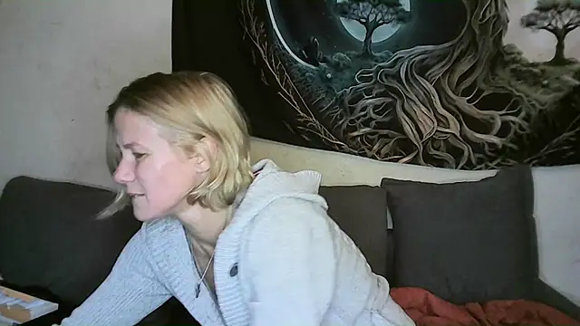 Snapshot of yola181 chatting on January 2025 06:52:01 AM yola181 online show from January 2025 06:52:01 AM