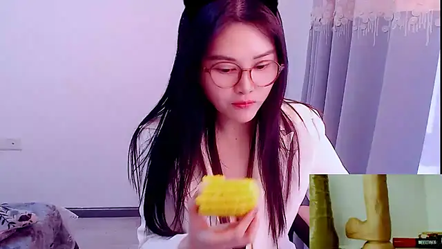 Little-sweet online show from December 2025 03:34:02 AM