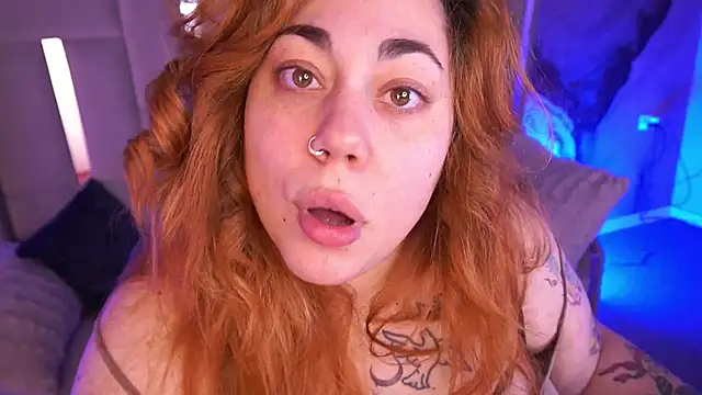 Kittywakee online show from December 2025 10:47:02 PM