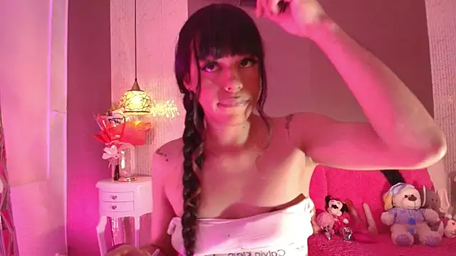 DannaDooll99 online show from June 2026 01:15:01 PM