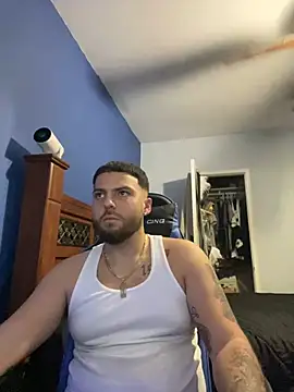 Snapshot of MasterKvn chatting on January 2025 03:22:01 AM MasterKvn online show from January 2025 03:22:01 AM