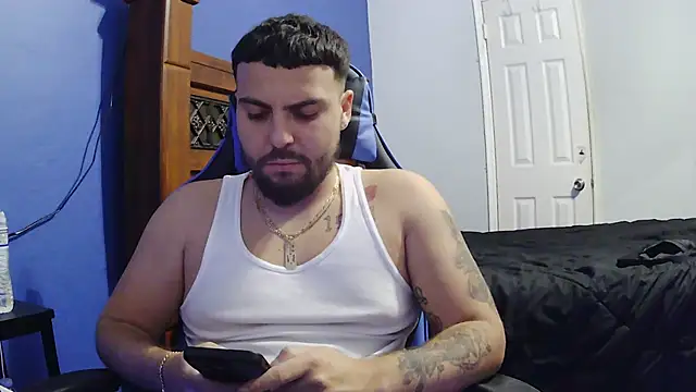 Snapshot of MasterKvn chatting on February 2025 08:02:02 AM MasterKvn online show from February 2025 08:02:02 AM