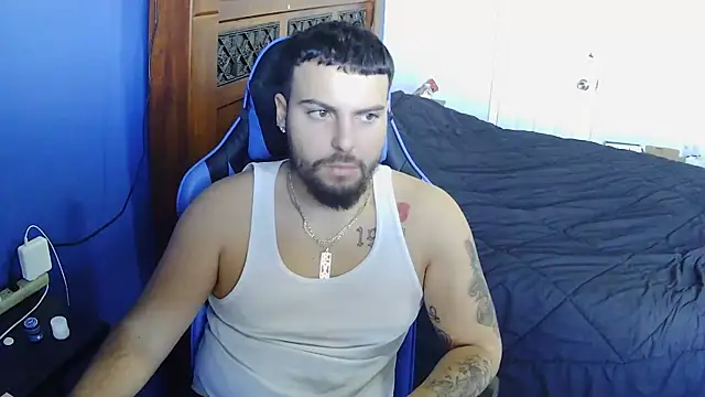 Snapshot of MasterKvn chatting on February 2025 09:47:02 PM MasterKvn online show from February 2025 09:47:02 PM