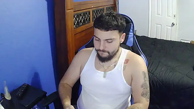 Snapshot of MasterKvn chatting on February 2025 05:35:01 AM MasterKvn online show from February 2025 05:35:01 AM