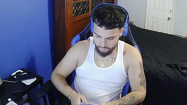 Snapshot of MasterKvn chatting on March 2025 08:19:02 AM MasterKvn online show from March 2025 08:19:02 AM