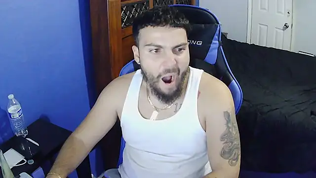 Snapshot of MasterKvn chatting on March 2025 08:29:02 AM MasterKvn online show from March 2025 08:29:02 AM