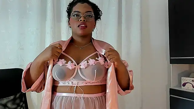 conielaurenth online show from December 2025 10:13:02 AM