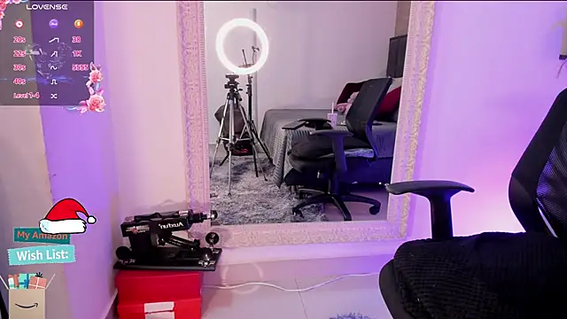 Snapshot of Mariana_c1 chatting on December 2025 03:29:02 PM Mariana c1 online show from December 2025 03:29:02 PM