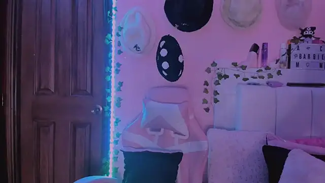 gabyye capprins online show from October 2025 12:19:01 AM