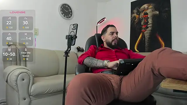 Ethan Castellano online show from December 2025 10:17:02 PM