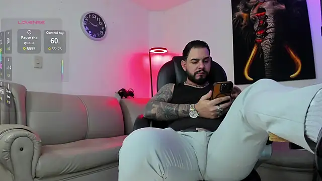 Ethan Castellano online show from February 2026 08:45:02 PM