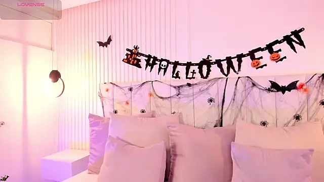 Snapshot of natali_henao chatting on October 2025 10:11:01 PM natali henao online show from October 2025 10:11:01 PM