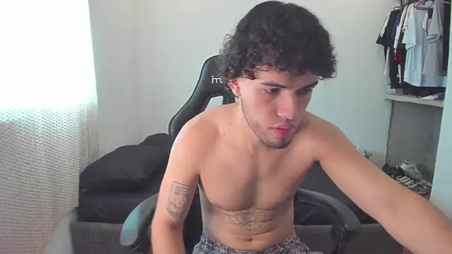 daddy jhons online show from December 2024 04:05:01 PM