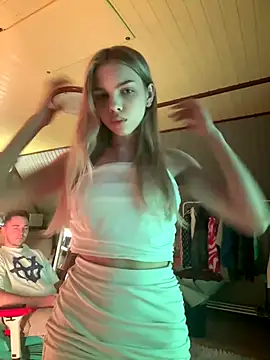 Snapshot of Alice1_secret chatting on November 2025 02:28:01 PM Alice1 secret online show from November 2025 02:28:01 PM