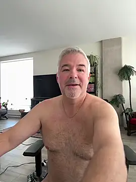 aarosteev2 online show from February 2026 02:43:01 PM