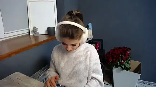 felicity gold online show from February 2025 10:40:02 AM