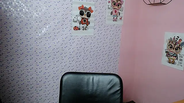 Snapshot of AlisaCatty_ chatting on January 2025 09:40:01 PM AlisaCatty online show from January 2025 09:40:01 PM