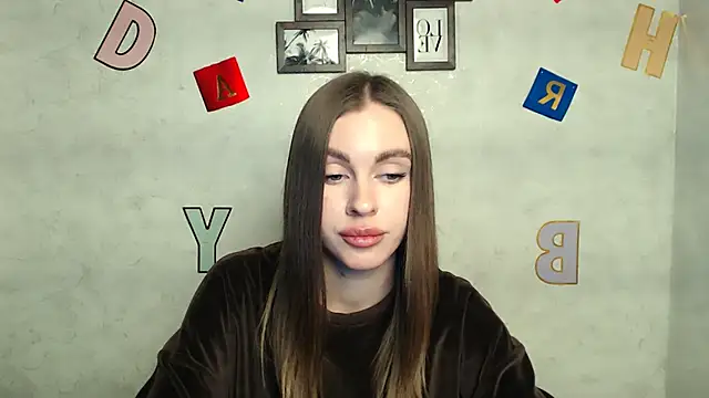 Snapshot of AlisaCatty_ chatting on February 2025 02:02:01 PM AlisaCatty online show from February 2025 02:02:01 PM