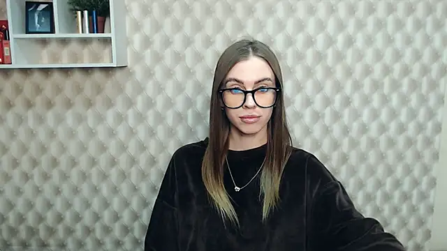 Snapshot of AlisaCatty_ chatting on March 2025 07:21:02 AM AlisaCatty online show from March 2025 07:21:02 AM