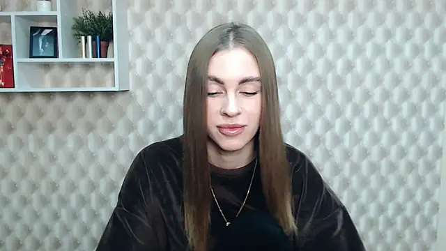 Snapshot of AlisaCatty_ chatting on March 2025 07:13:02 AM AlisaCatty online show from March 2025 07:13:02 AM