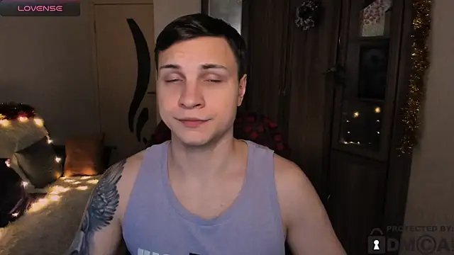 handsome guy01 online show from December 2025 08:36:02 PM