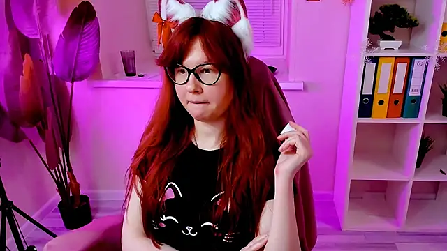 CarolGiggly online show from December 2025 11:32:01 PM