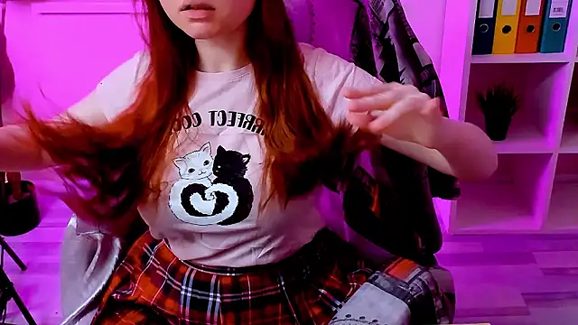 CarolGiggly online show from February 2026 10:15:01 PM