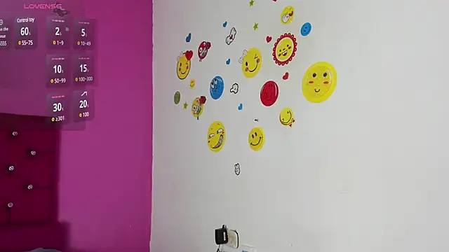 Snapshot of tiffany_Bitch chatting on February 2025 07:44:02 PM tiffany Bitch online show from February 2025 07:44:02 PM