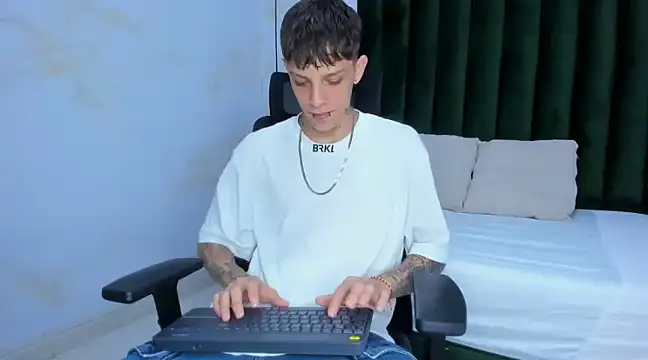 Adam hard  online show from December 2024 07:28:01 PM