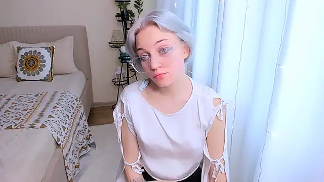 VelvetVixen155 online show from February 2025 09:28:01 AM