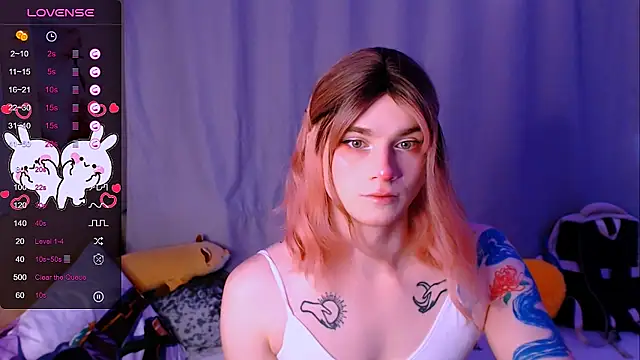 Alice Hells online show from November 2025 05:42:01 AM