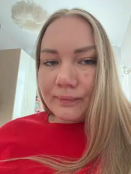 LianaCruz   online show from April 2026 11:33:01 AM