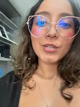 Kay LustyWife online show from December 2025 08:26:02 PM