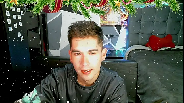 samael1107 online show from December 2024 11:40:02 PM