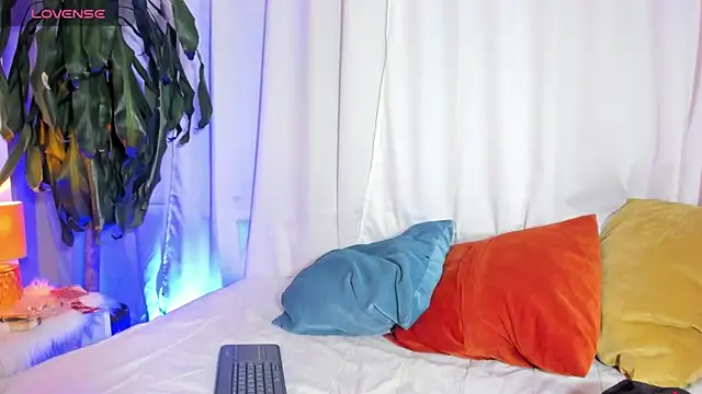 blaiine colfer online show from January 2025 04:57:02 AM