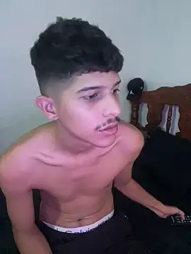 LiamGadiell online show from May 2026 09:53:02 PM