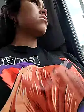 Alexandra 65 online show from November 2025 03:59:01 PM