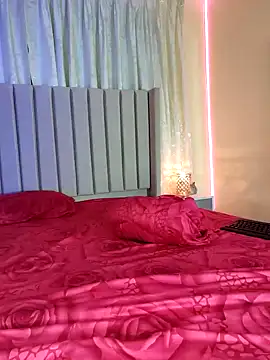 Aliison Smith online show from February 2025 05:57:02 AM