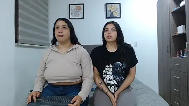 Snapshot of Scarlett_Jazmin chatting on June 2026 09:43:01 AM Scarlett Jazmin online show from June 2026 09:43:01 AM