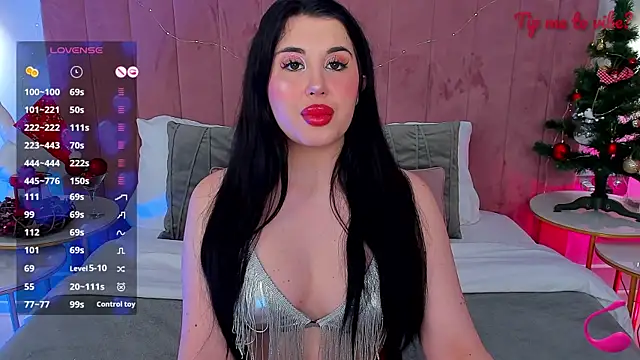 Mayzzie online show from January 2026 08:22:01 PM