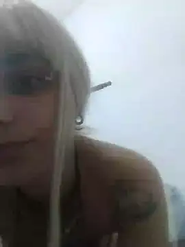 Luci foxx online show from October 2025 12:07:01 AM