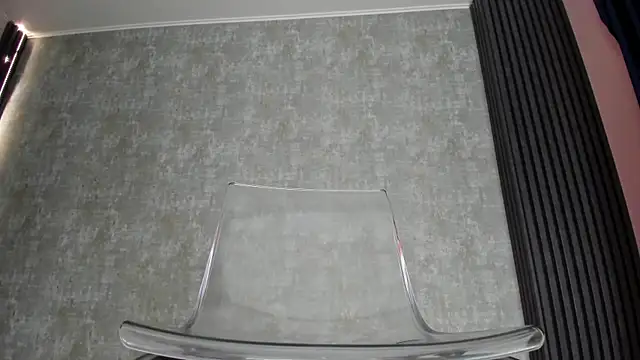 Snapshot of Milla_Heart chatting on February 2025 09:46:01 PM Milla Heart online show from February 2025 09:46:01 PM