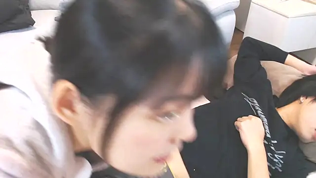 nmnk CH online show from December 2024 05:10:02 PM