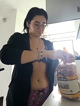 Hanna Kinsley online show from September 2025 04:21:02 PM