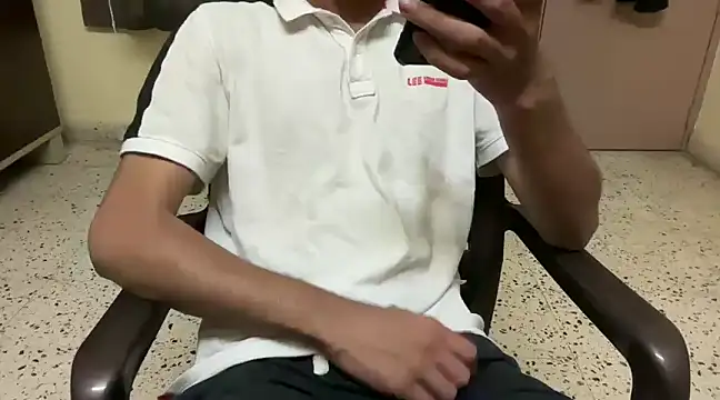 rahul 4u online show from March 2025 03:51:02 PM