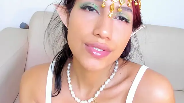 naomiii   online show from March 2025 04:15:02 AM