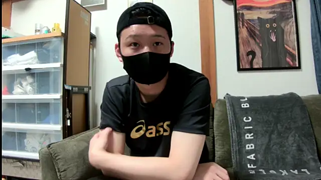 Snapshot of tuki_fu chatting on March 2025 12:04:02 PM tuki fu online show from March 2025 12:04:02 PM