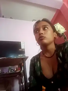 Surajpuja79 online show from February 2026 04:05:02 AM